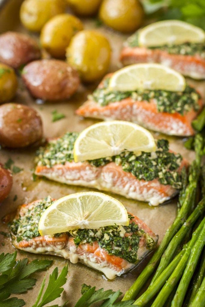 25 Easy Whole 30 Sheet Pan Dinner Recipes