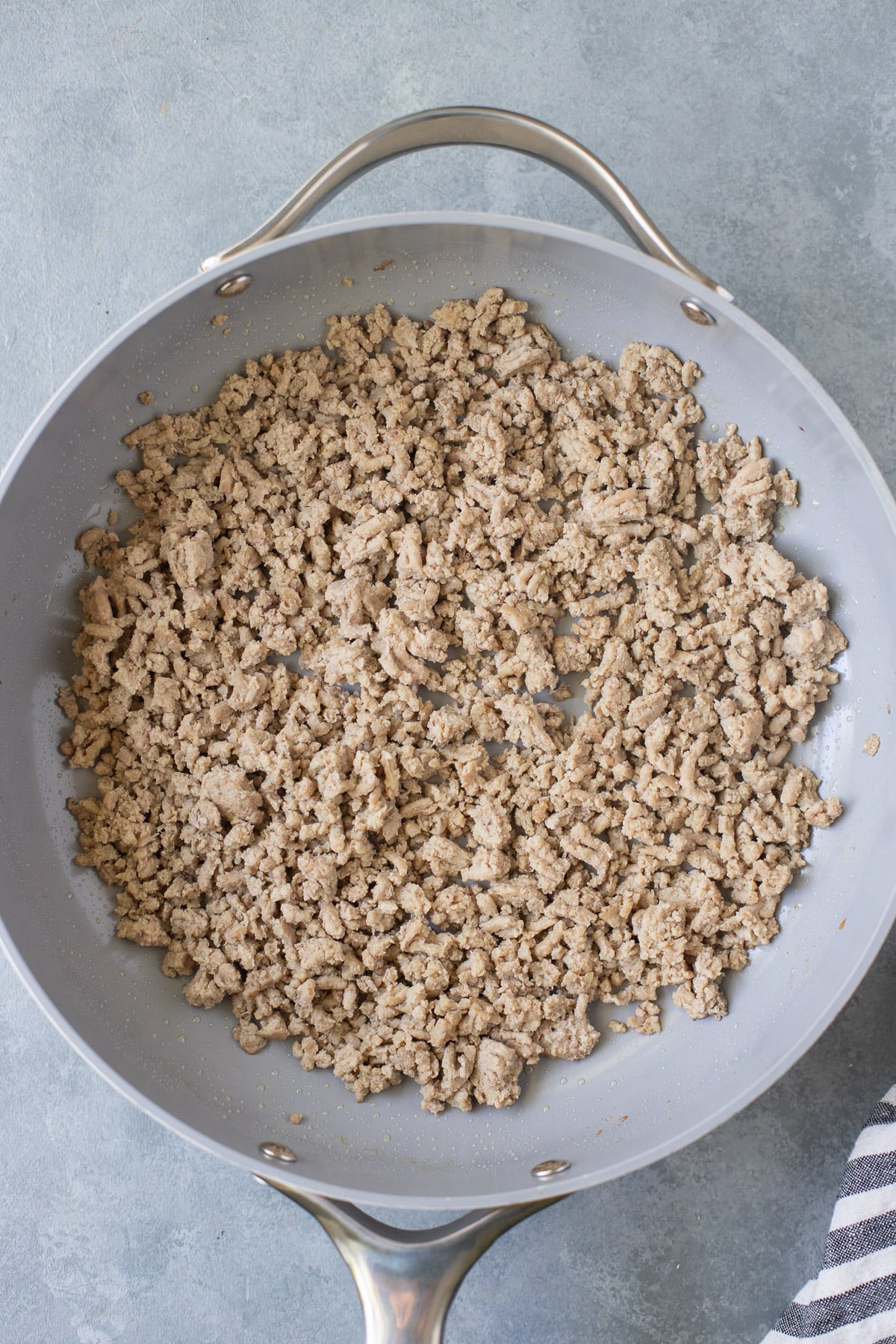 Ground Turkey in a pan for a healthy ground turkey skillet dinner