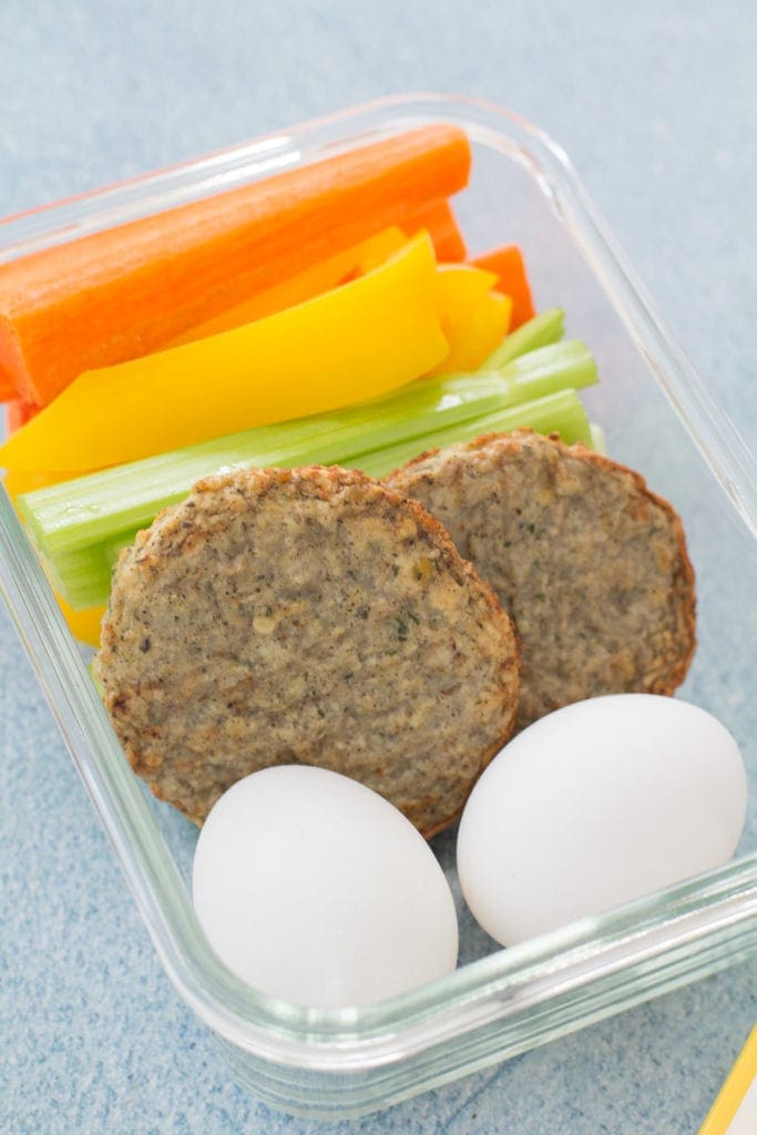 A close up image of breakfast meal prep bowls