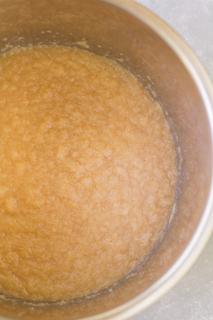 Applesauce in the base of an instant pot / pressure cooker