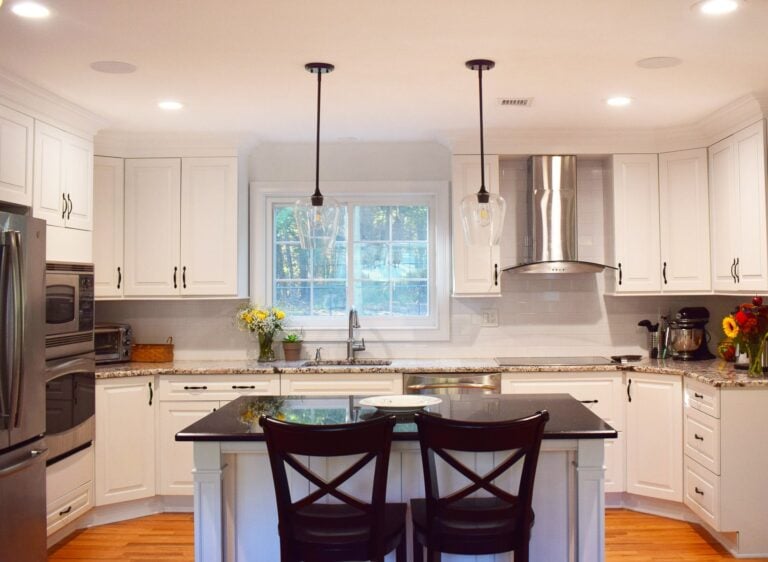 A kitchen renovation photo showing the final, new kitchen.