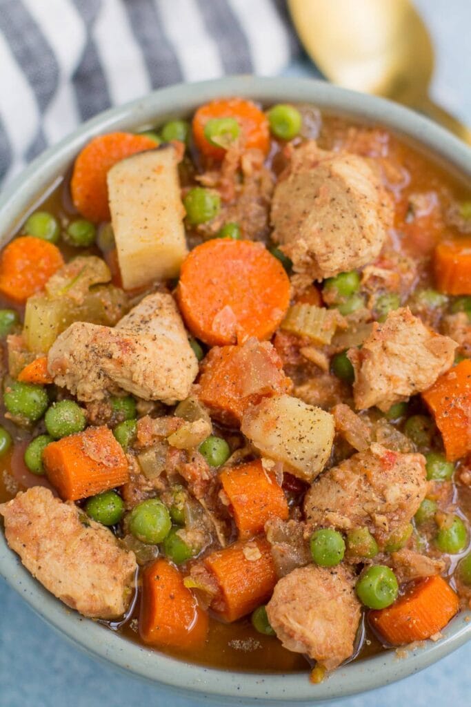 Slow Cooker Chicken Stew - a healthy chicken crockpot recipe