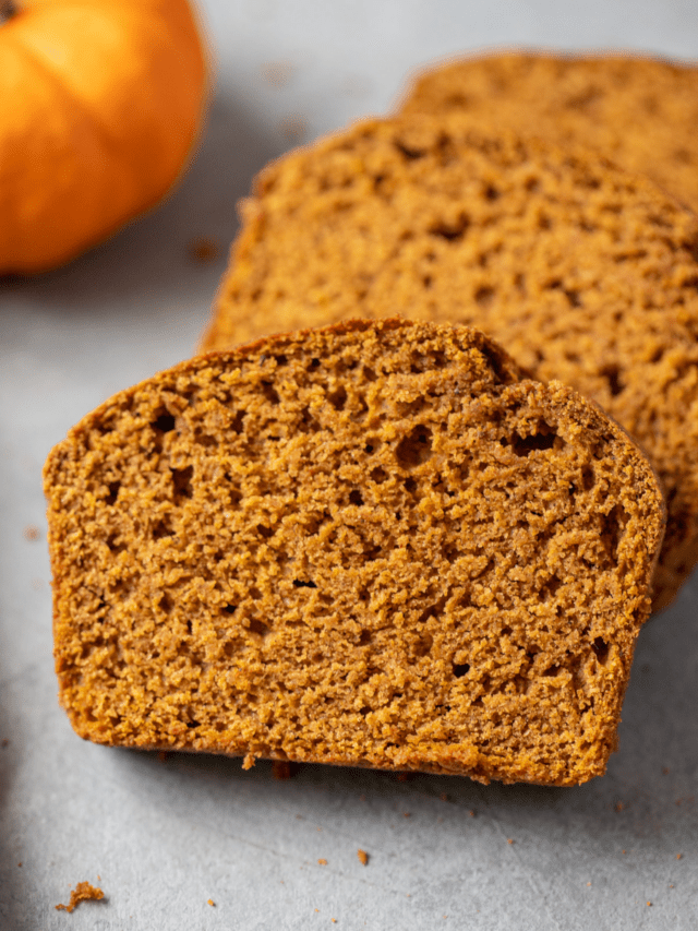 cropped-healthy-pumpkin-bread-web-story.png