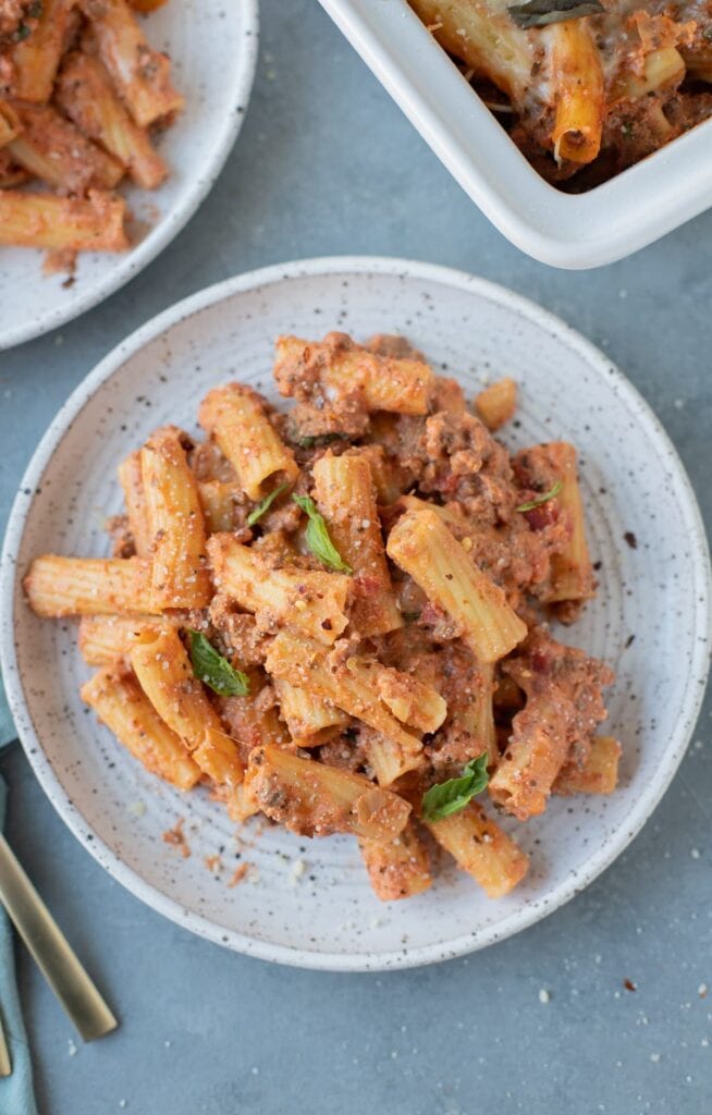 a plate of healthy baked ziti for ground beef dinner ideas