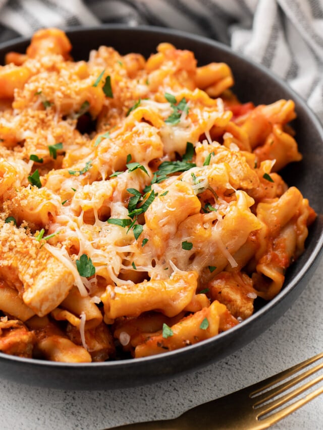 cropped-chicken-parmesan-pasta-1.jpg